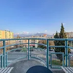 Studio Lumineux Vue Montagne