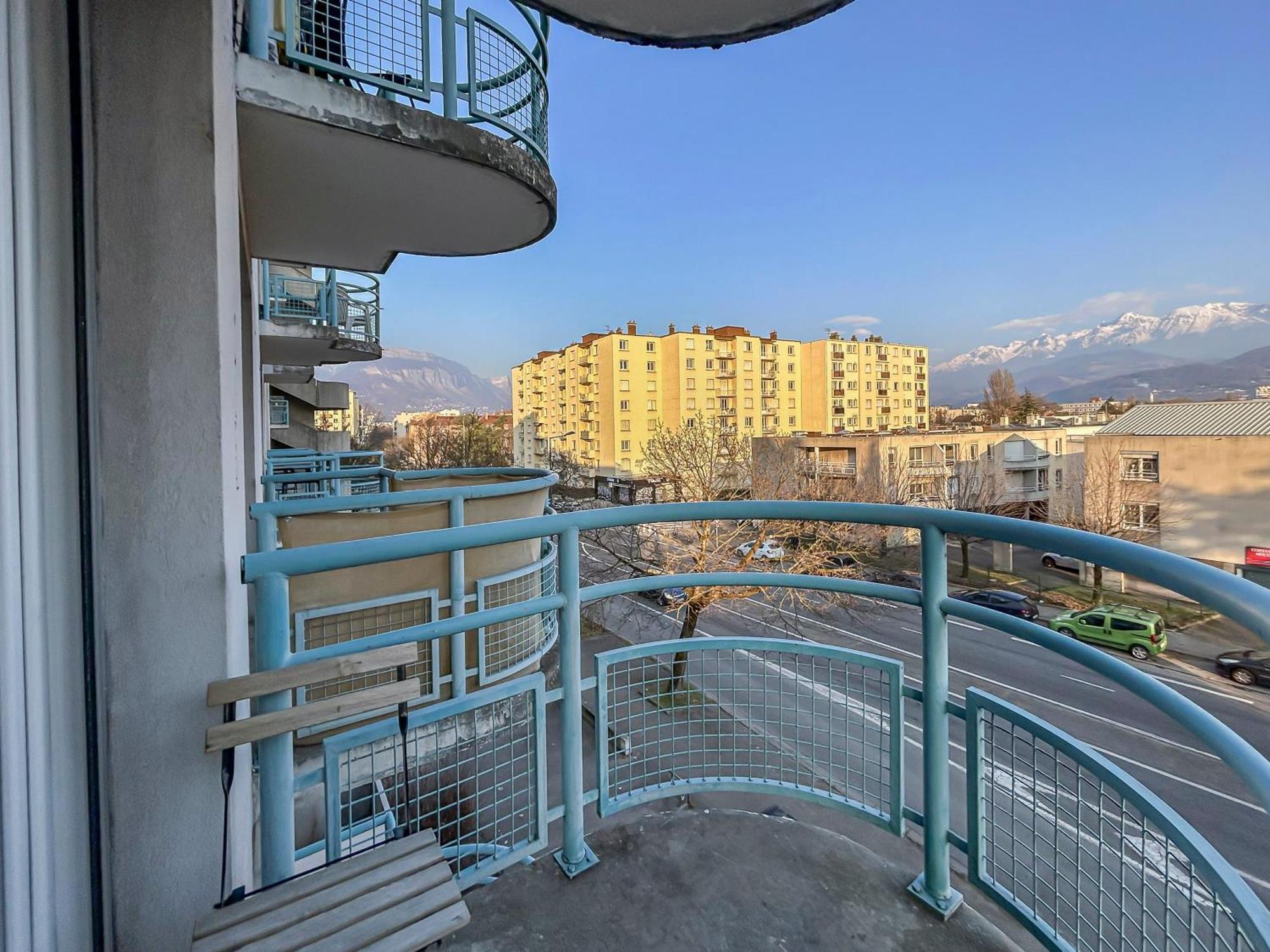 Lumineux Vue Montagne Appartement
